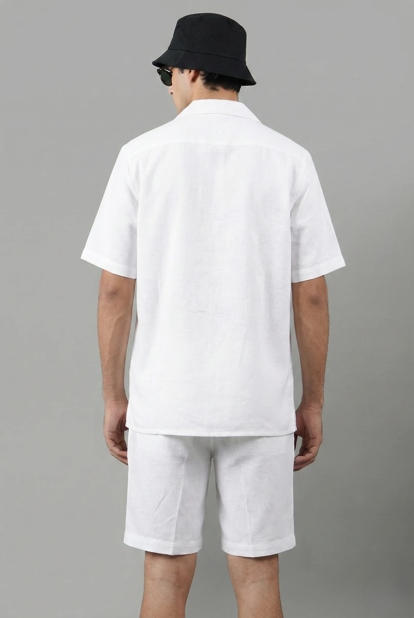 Hand-Embroidered-Autumn-Leaf-Cuban-Collar-Shirt-Cotton-Linen-Made-to-Order-back.JPG