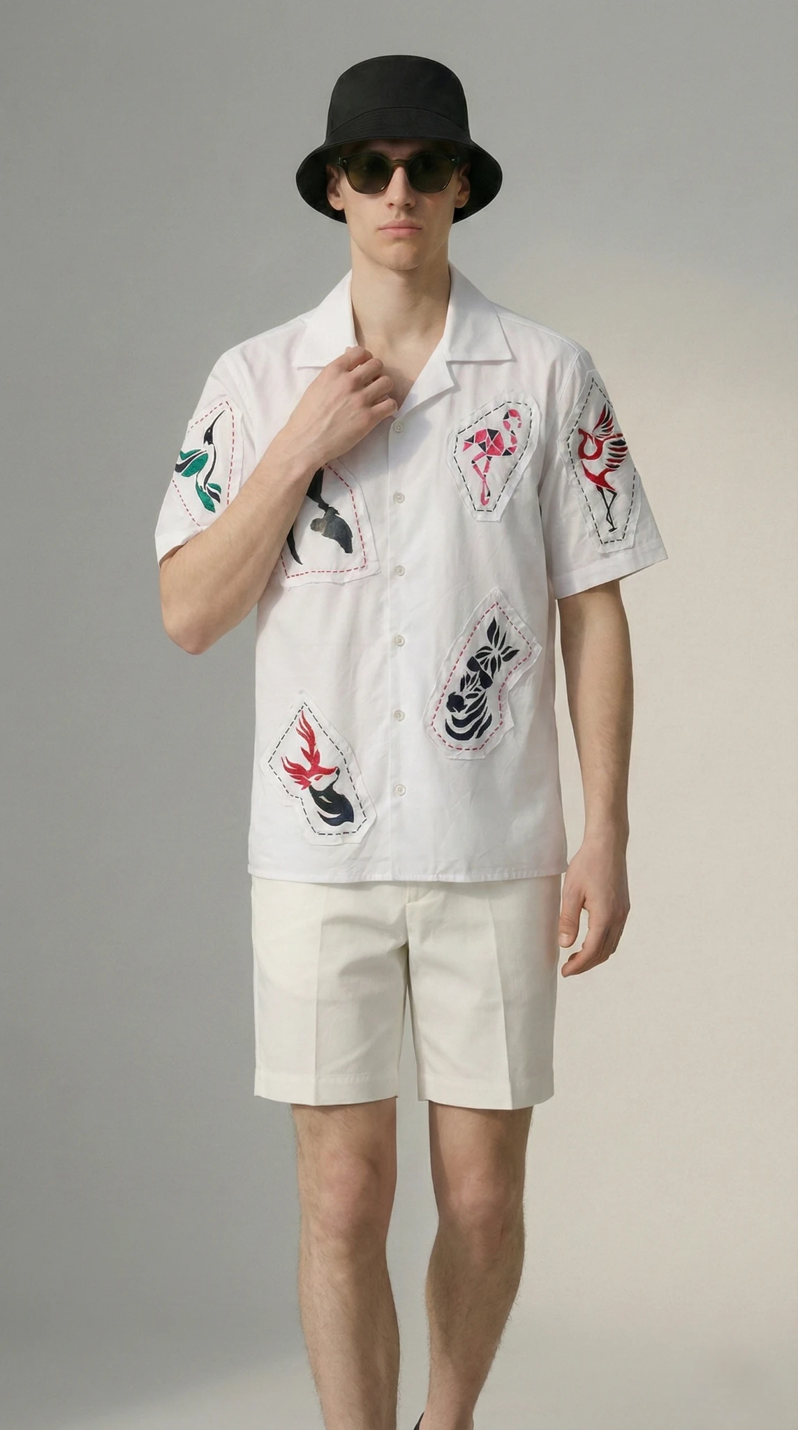 Le-Animal-Art-Cuban-Collar-Hand-Embroidered-and-Painted-Cotton-front