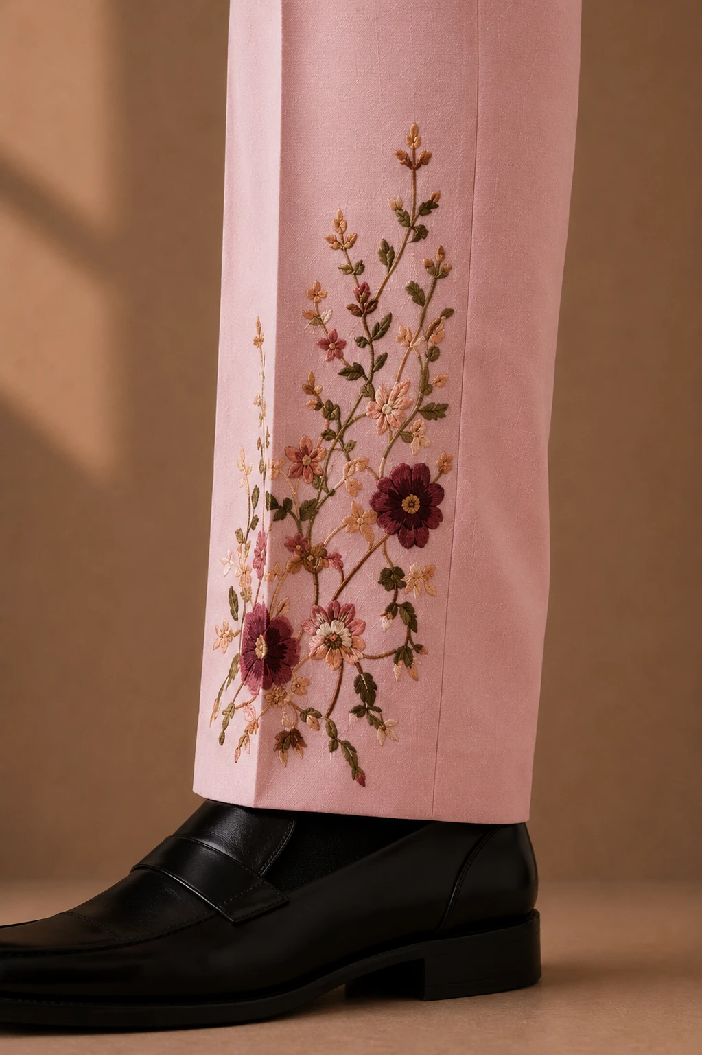 Blush pink embroidered men’s suit with floral Resham embroidery